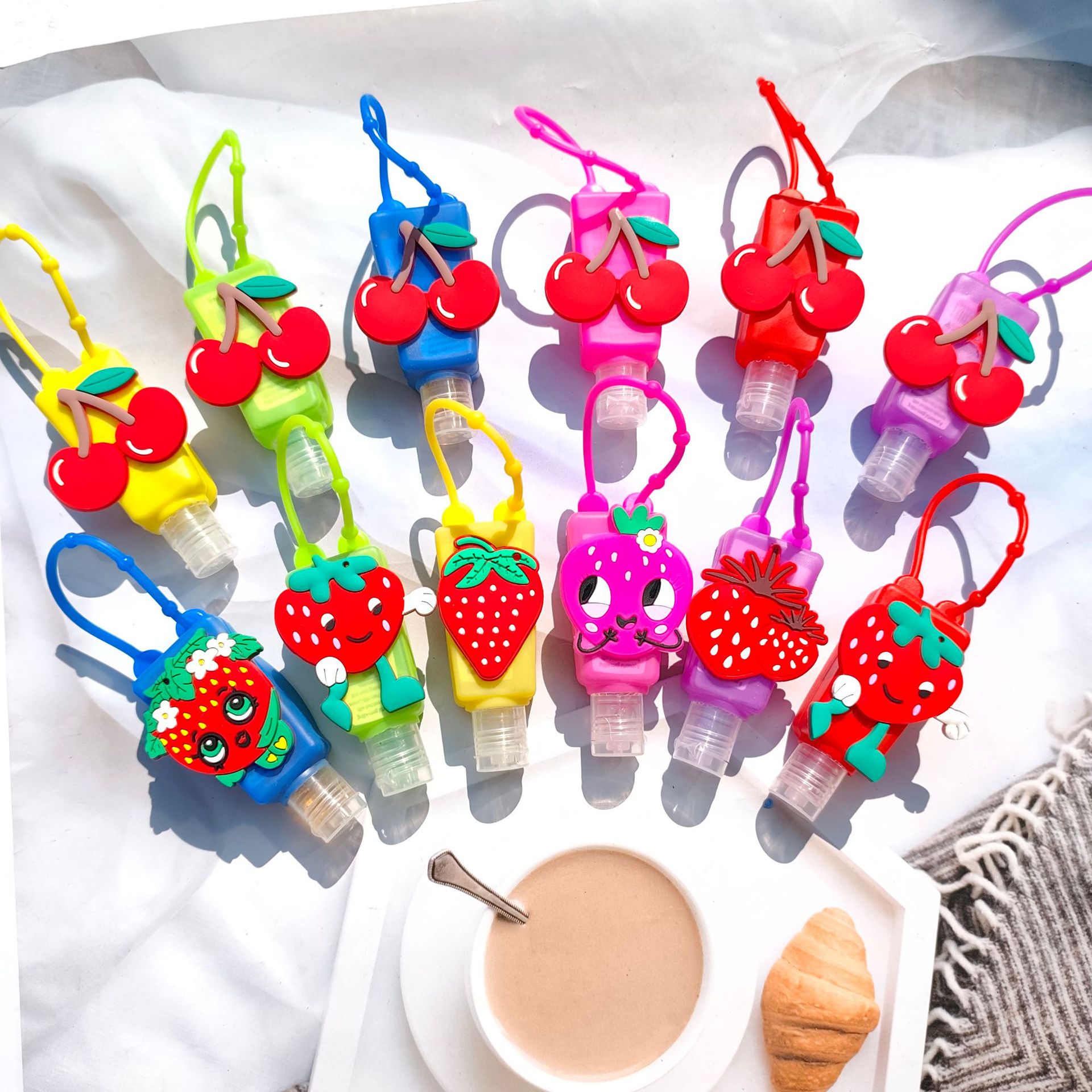 卡通洗手液液体硅胶套PVC软胶酒精消毒液硅胶瓶30ml厂家抑菌