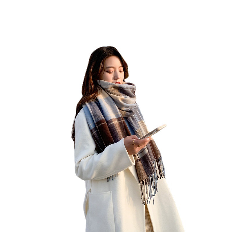 The new Korean checkered scarf for women in 2024 is a faux cashmere retro checkered tassel scarf shawl Item Picture