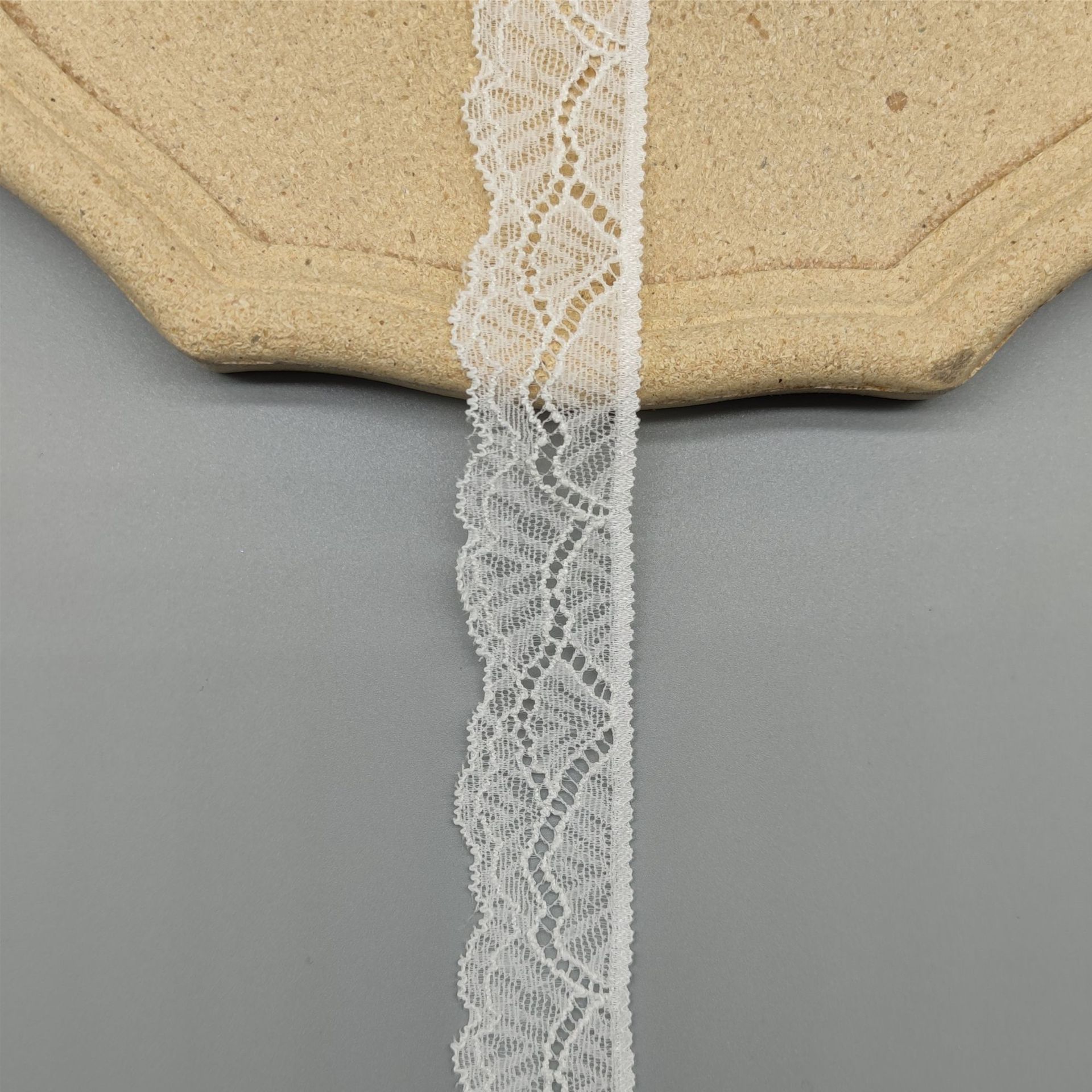 3cm lace elastic trim, skirt hem, children's wear, wedding dress, decorative hem, clothing trim, lace edge