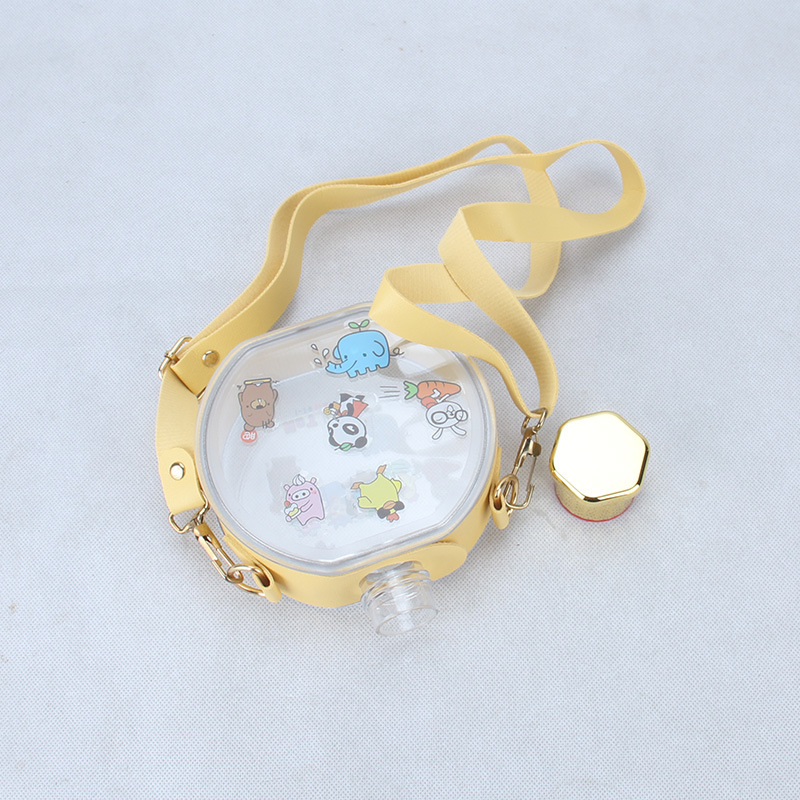 Round Leather Bag Kettle Girl Gold Covered Strap Instagram Cute Little Fresh Water Cup Donut Shaped Plastic Cup Application Scenario