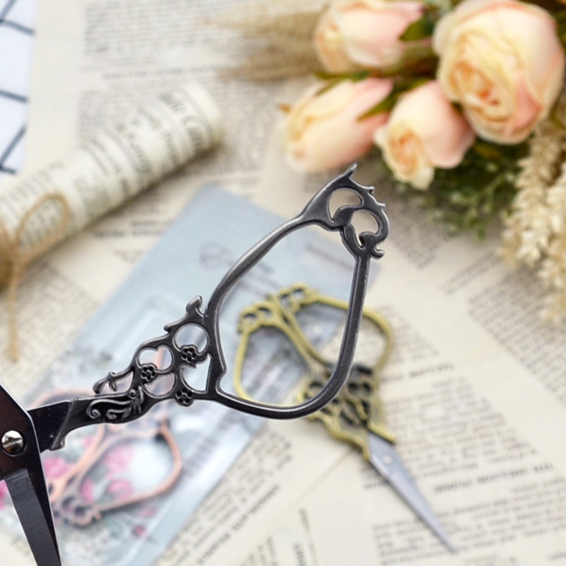 Cross-Stitch Tailor European Vintage Scissors Plum Bottle Stainless Steel Scissors Embroidery Scissors Vintage Scissors Specification drawing