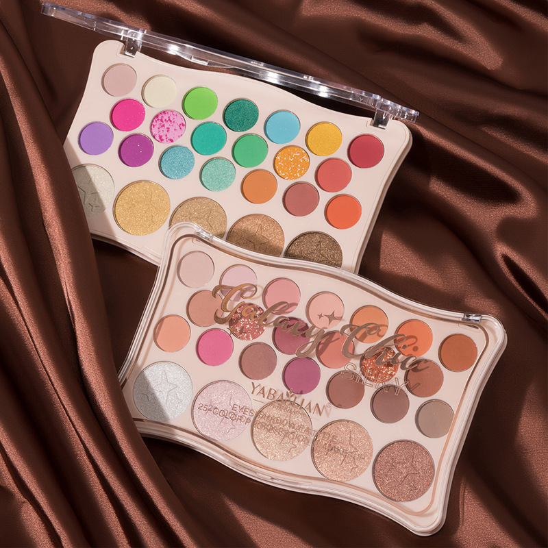 New Makeup 25 Color Eyeshadow Plate Pearl Non-Smudding Waterproof And Sweat Proof Eyeshadow Students Cross-Border Eyeshadow Wholesale Application Scenario