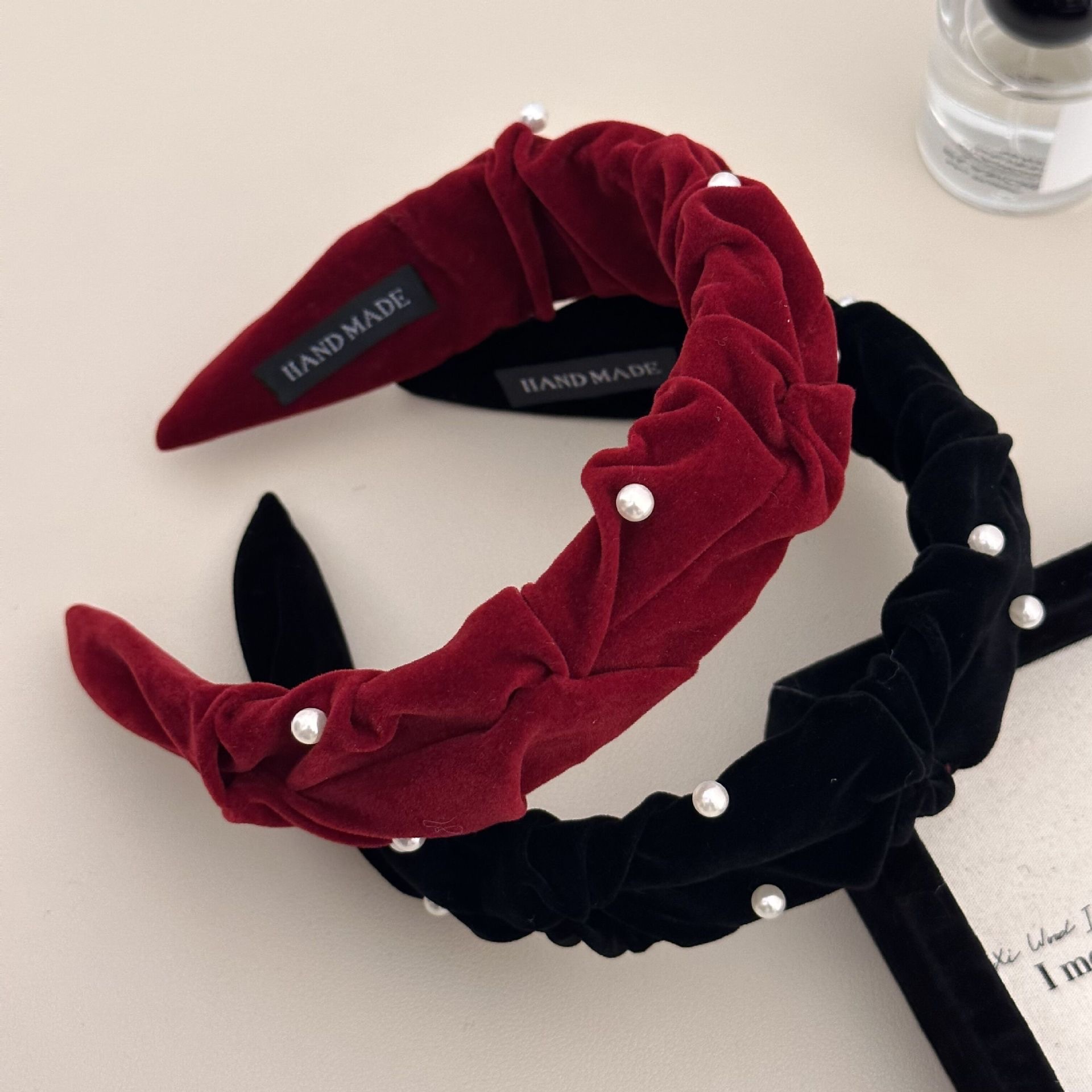 Korean Pearl Pleated Headband Women Autumn-Winter Vintage Red Velvet Headband With High Cranium Top Wide Edge Hair Clip Headdress details Picture