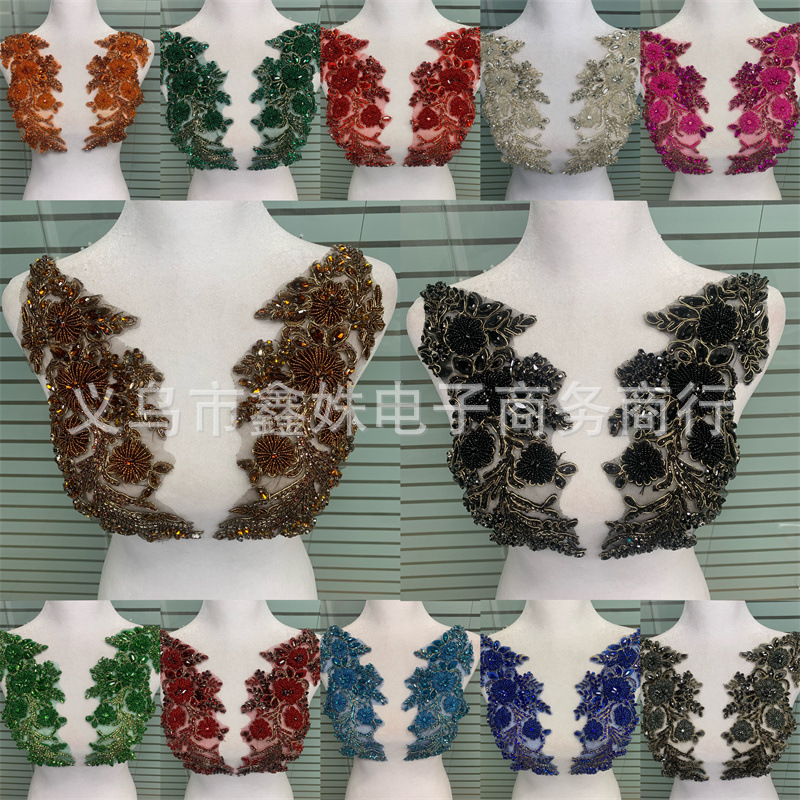 A pair of heavy-duty beaded and diamond-patterned flowers, luxurious beaded embroidery, a pair of flower collars, corsages, diy accessories, decals, and light luxury clothing flowers Item Picture