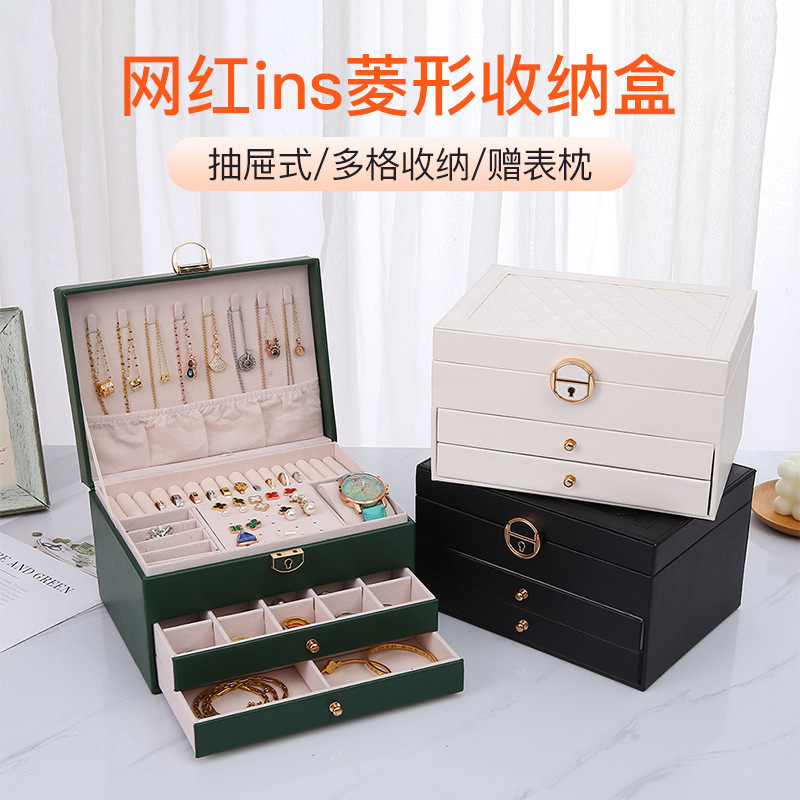 简约三层项链白底实物图