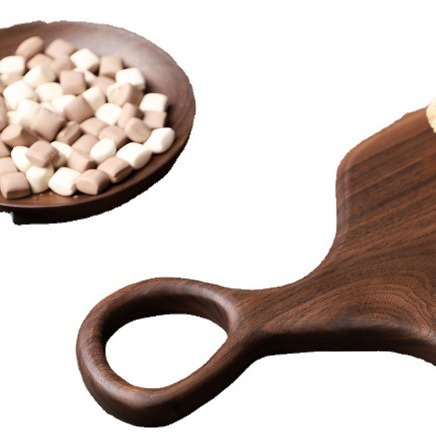 Creative Walnut Couple Cutting Board Wooden Steak Bread Board Solid Wood Cutting Board Complementary Fruit Board With Handle Kitchen Application Scenario
