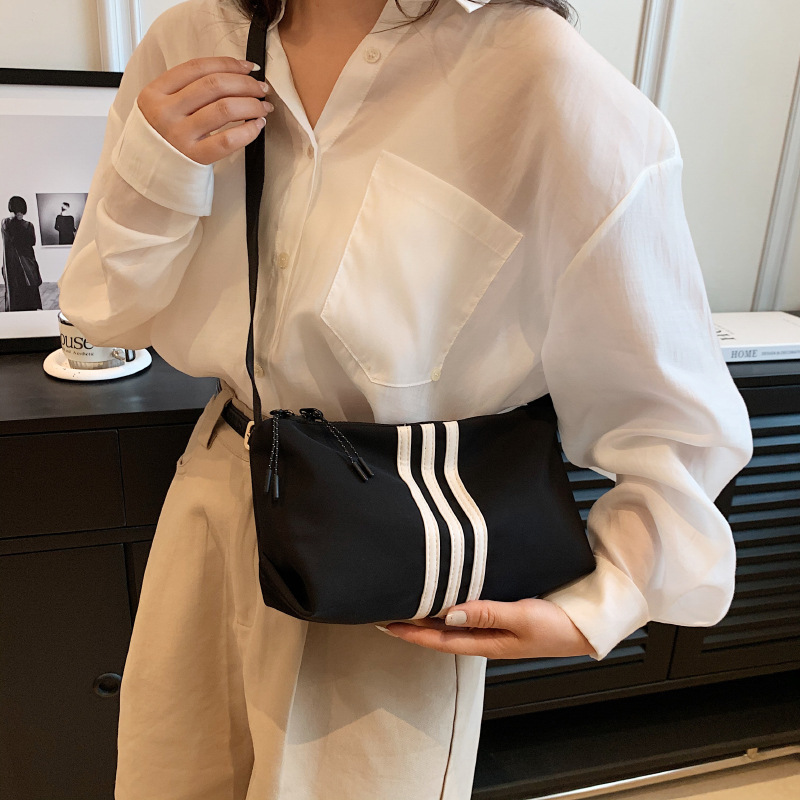 牛津布女包实物图