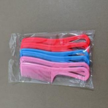 多色可选塑料梳子 美发彩色化妆梳 耐用大关梳一元地摊货源详情图3