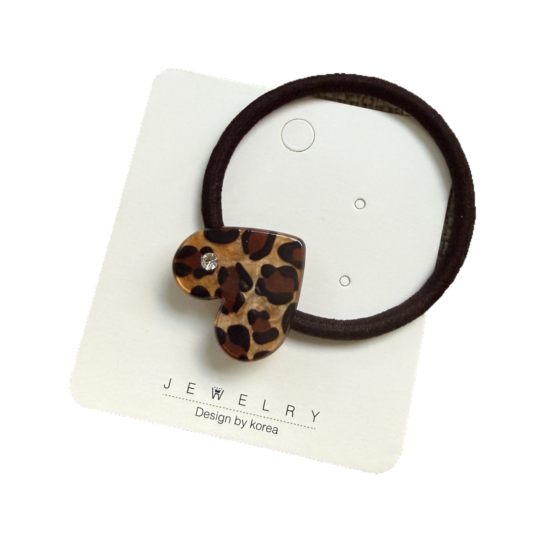 New Instagram-style hair tie and hair accessory with sparkling diamond leopard print and heart-shaped small flowers. Old money style Item Picture