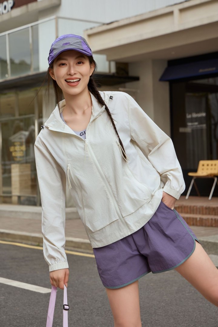 New lightweight, UV-resistant, ice-like, breathable skin garment for women, a yoga jacket and sun-protective clothing made of raw yarn and ice silk pic 4
