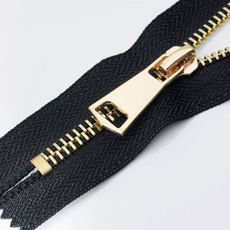 拉链/树脂拉链/拉链长板/防水开口拉链/PVC拉链头细节图