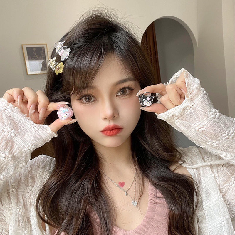 Mini Small Claw Clip Laurel Dog Kulomi Girl Heart Student Ins Cartoon Sweet Cute Hair Claw Hair Clip Application Scenario