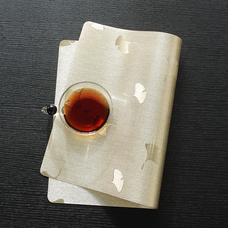 Womei European-style rectangular hot stamping ginkgo leaf brushed placemats, ins style, simple, modern, fashionable, elegant, creative PVC heat insulation, anti-slip, eco-friendly table MATS, Western placemats details Picture