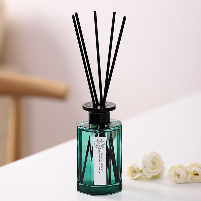 200Ml Dark Green Aromatherapy Household Indoor Long-Lasting Office Eight-Sided Bottle Scented Essential Oil Bedroom Aromatherapy Decoration