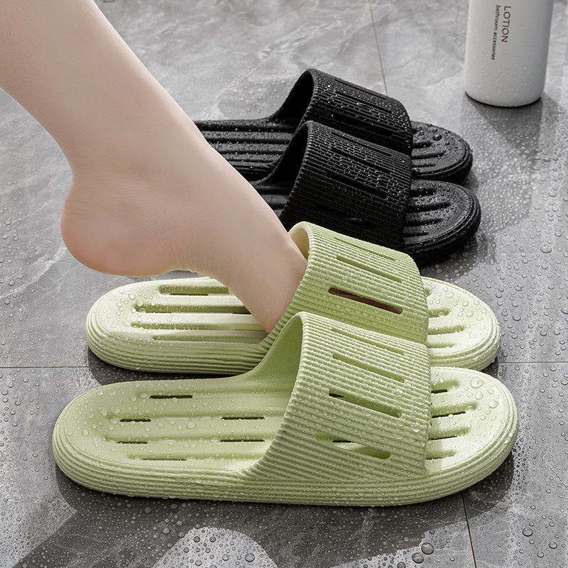 Summer bathroom soft bottom step on shit slippers women's home room interior bathroom hotel bath household leakage anti-slip slippers man Application Scenario