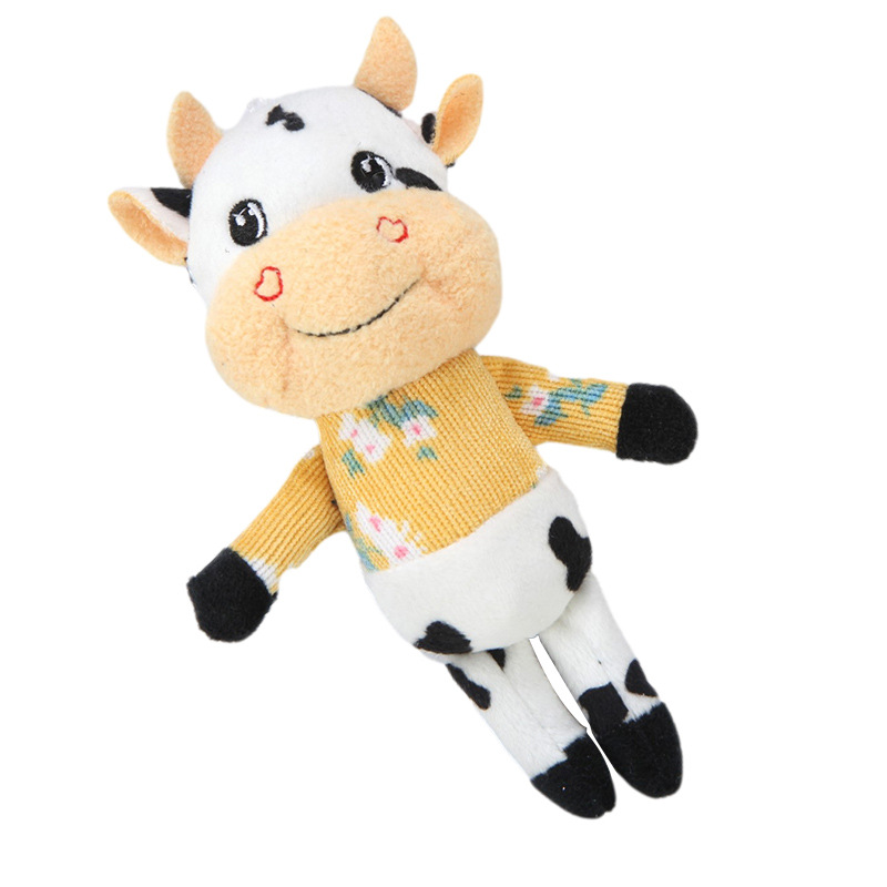 National trend yellow flower cow plush toy bag decoration small plush toy doll cute cow plush pendant Application Scenario