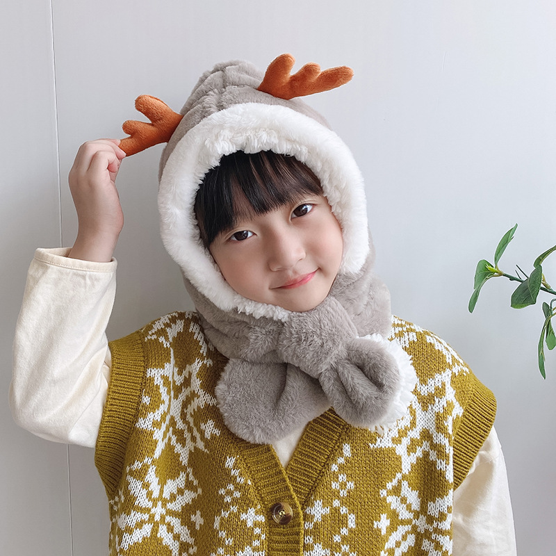 Thick and warm hats for boys and girls, winter children's hats and scarves in one piece, plush and cute baby windproof and ear-protecting hats, trendy details Picture