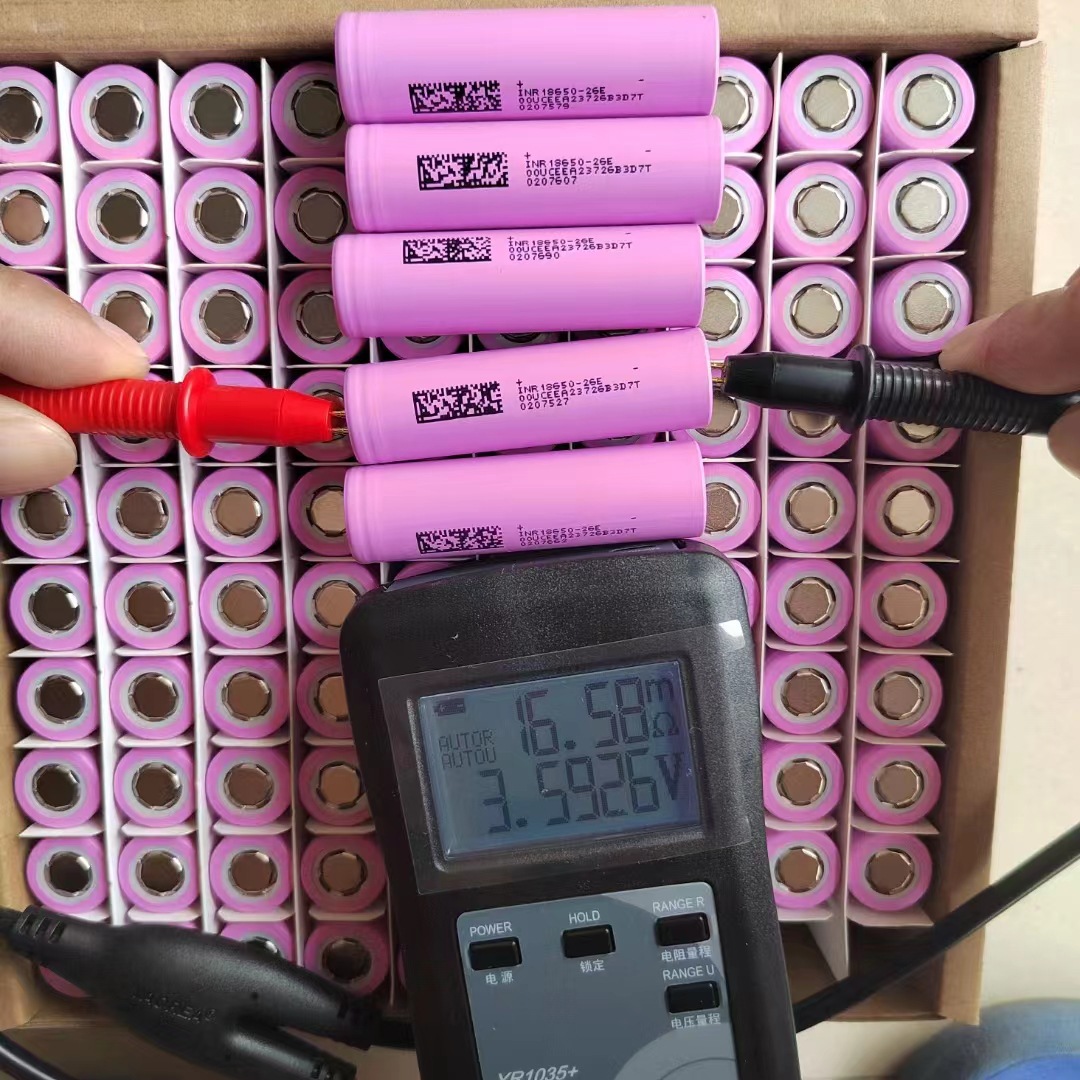 18650 Lithium Battery East Magnetic 2600Mah Power 5C High Rate Electric Vehicle Tool Fan Juicer Lighting details Picture