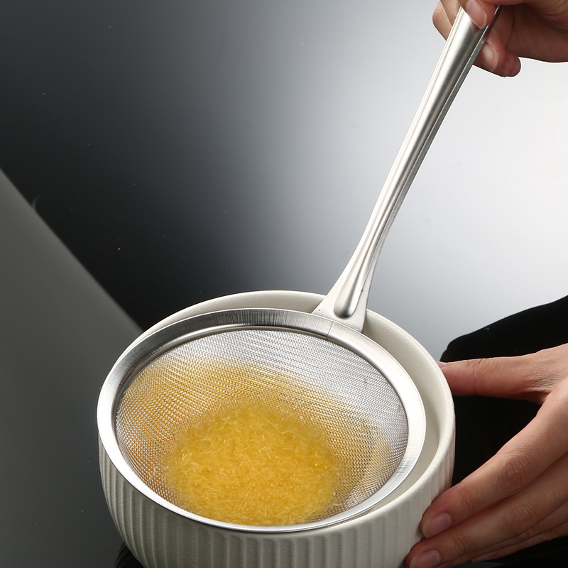 Stainless steel strainer net, household oil grid, hot pot scooping spoon, foaming spoon, juice strainer screen, residue separator, soy milk filter spoon Specification image