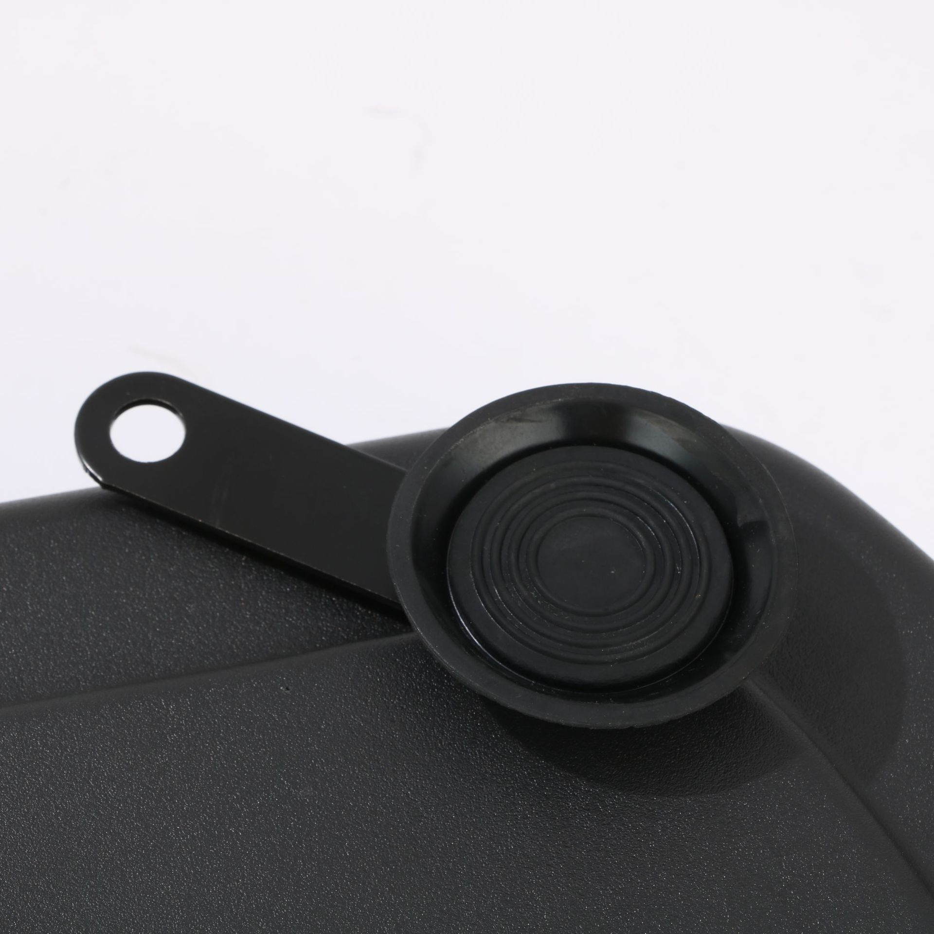 Wholesale from the manufacturer of slimming machines, lazy shaking machines, shaking machines, fat-burning machines, weight loss wonder devices, and fat-burning machines for household use all over the body Item Picture