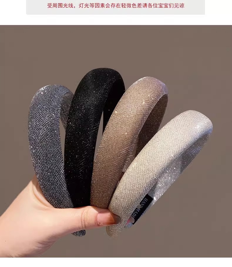 The new high-top sponge headband for women, 2025, exudes a sense of sophistication and elegance. It is a hair clip for washing the face and pressing hair pic 6