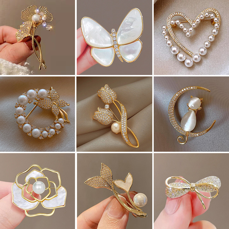 Fashion corsage Cross border brooch high-grade female anti-slip butterfly brooch high-grade feeling niche new corsage full figure