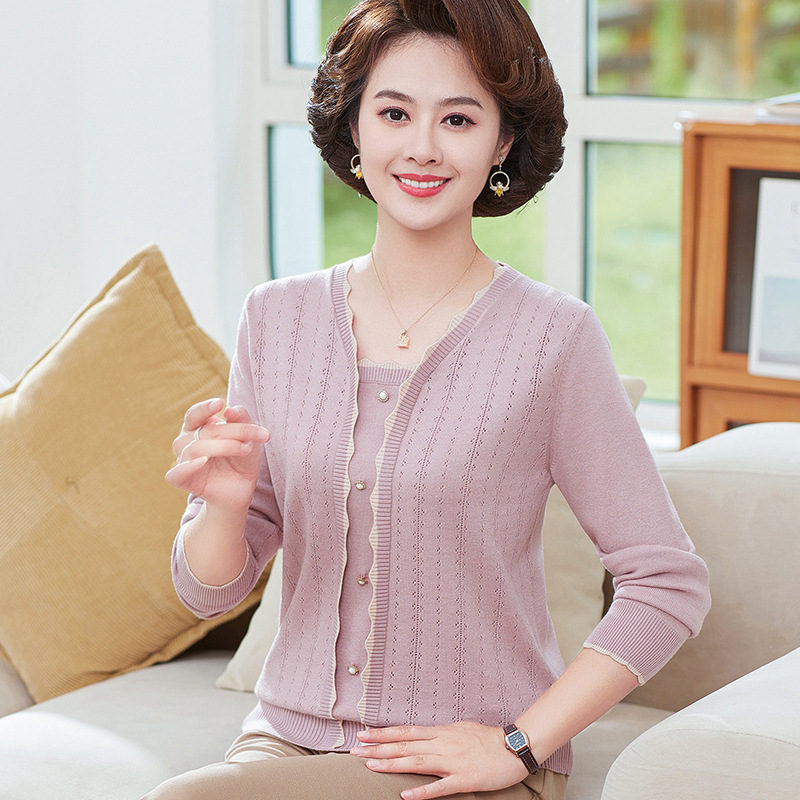 Mom's autumn top, women's fake two sweaters, middle-aged 2023 new style, young, stylish and fashionable base layer, small shirt details Picture