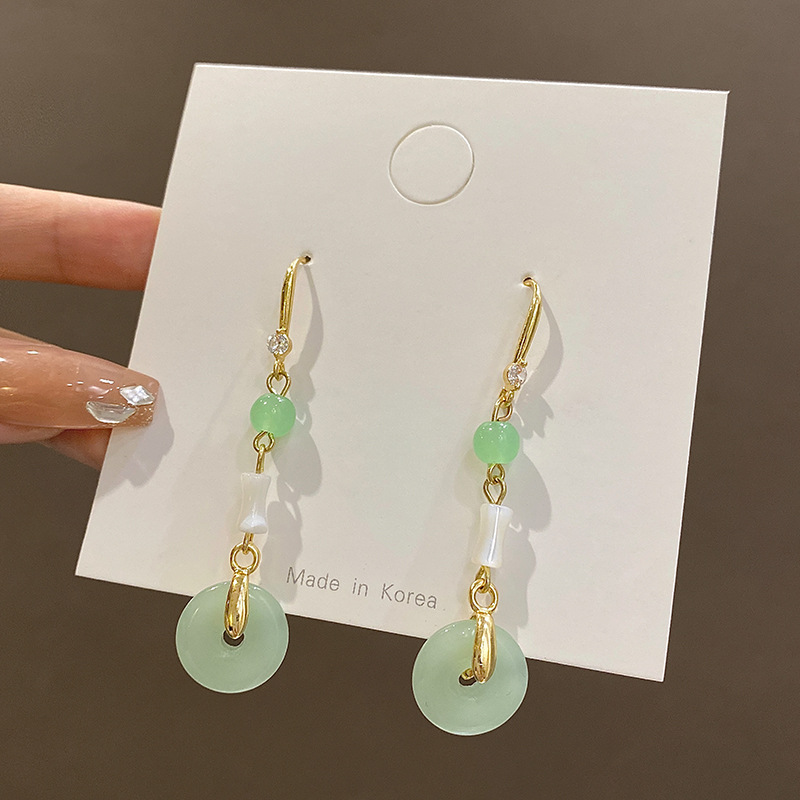 New Chinese-style retro imitation chalcedony tassel earrings, versatile for women's charm, long ear hook style earrings, popular and personalized earrings Specification image