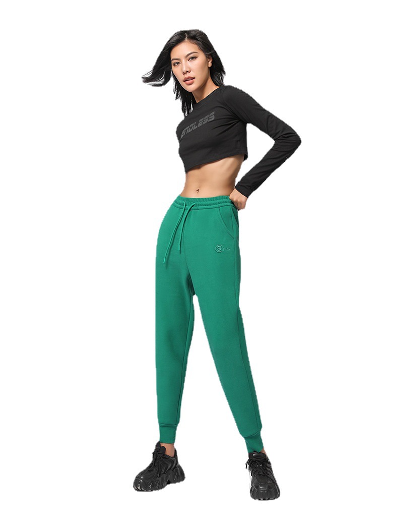 Winter new style fleece and thickened outerwear casual sportswear pants for women, loose high-waisted windproof tight-fitting sweatpants for both men and women Item Picture