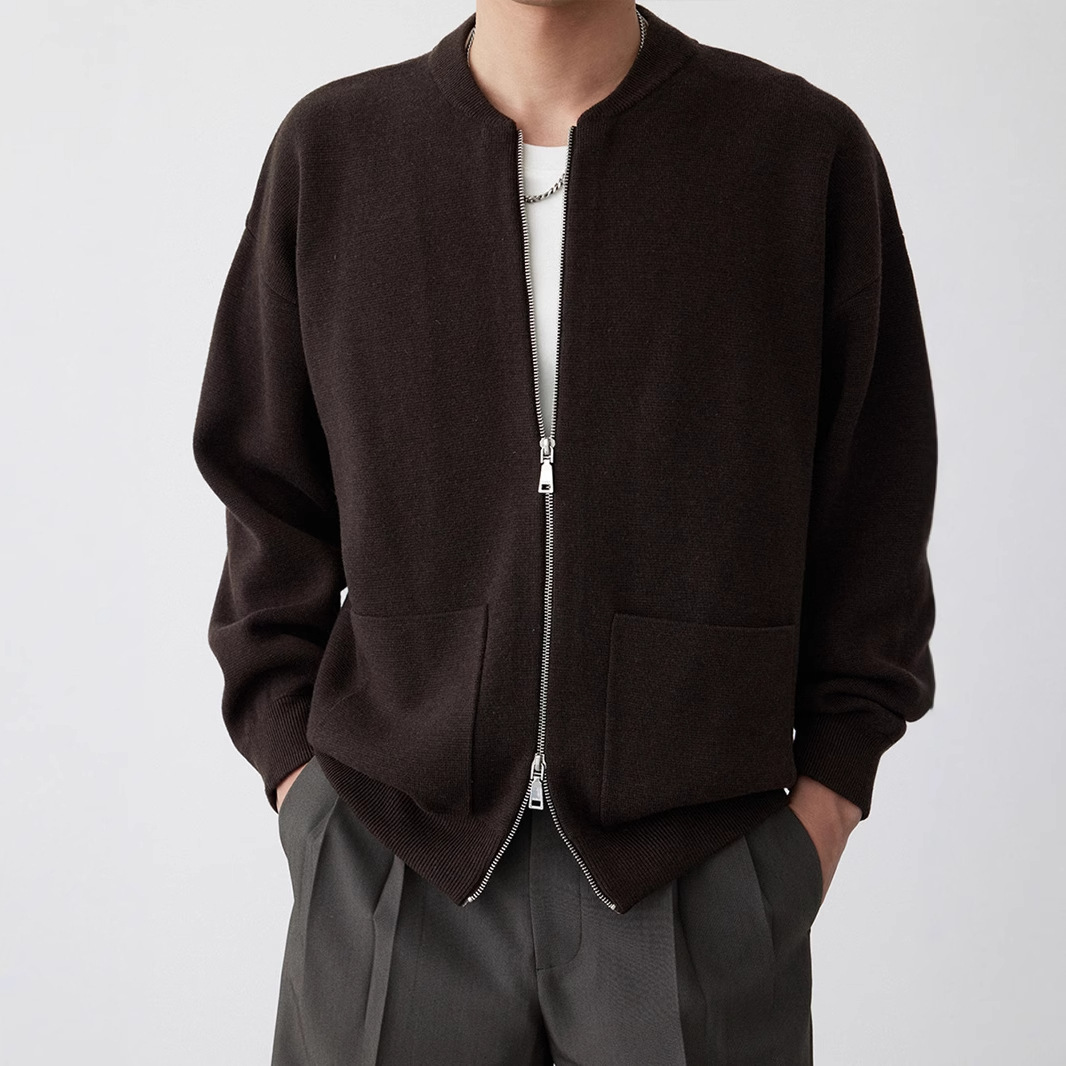 A new Korean fashion trend with a double-zipper knitted cardigan, simple and casual baseball collar jacket and sweater coat for men Application Scenario