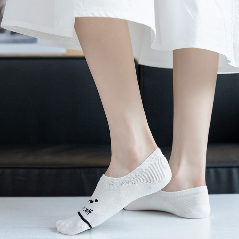 Black And White Invisible Women's Socks Personality Ins Wind Boat Socks Fashion Trend All Match Women's Invisible Socks Wholesale Specification drawing
