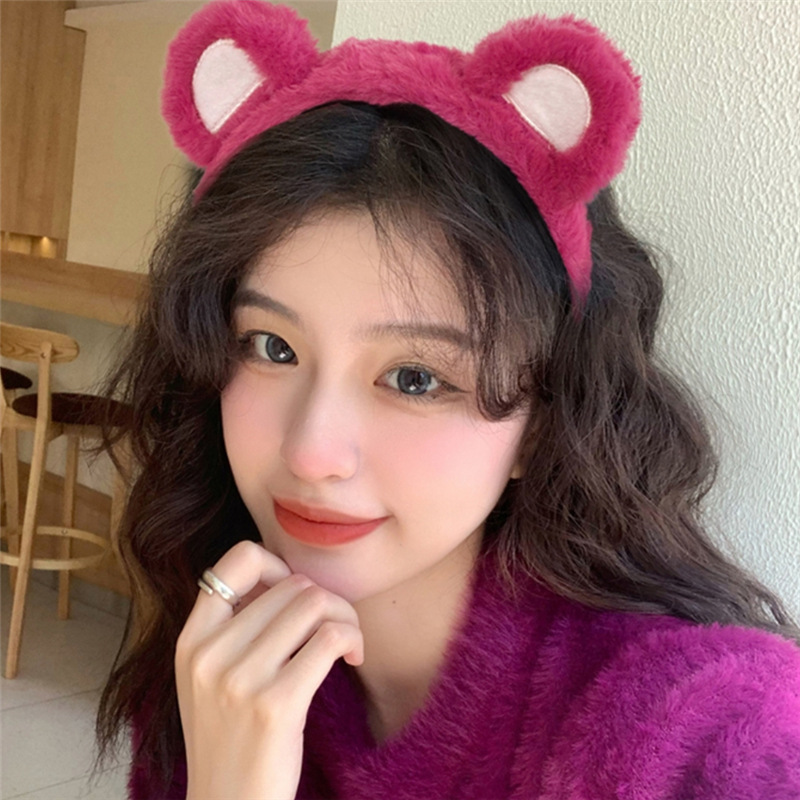 Korean cartoon plush strawberry bear hair band headband, autumn and winter face washing and hair binding head buckle, internet-famous bear ear wholesale pic 3