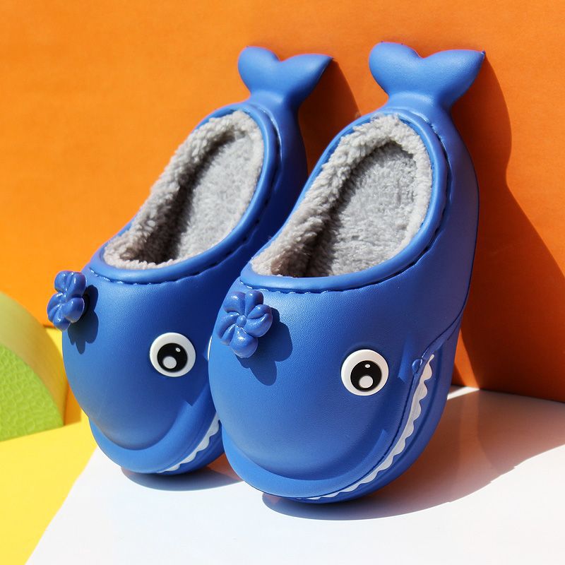 Children's cotton slippers for autumn and winter, indoor waterproof and anti-slip for boys and girls, boys' home winter woolen slippers, baby cotton shoes Application Scenario