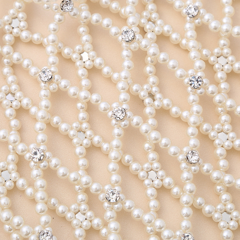 Amazon's new water diamond and pearl woven body chain dress, fashionable sweater chain, handcrafted beaded halter top Specification image