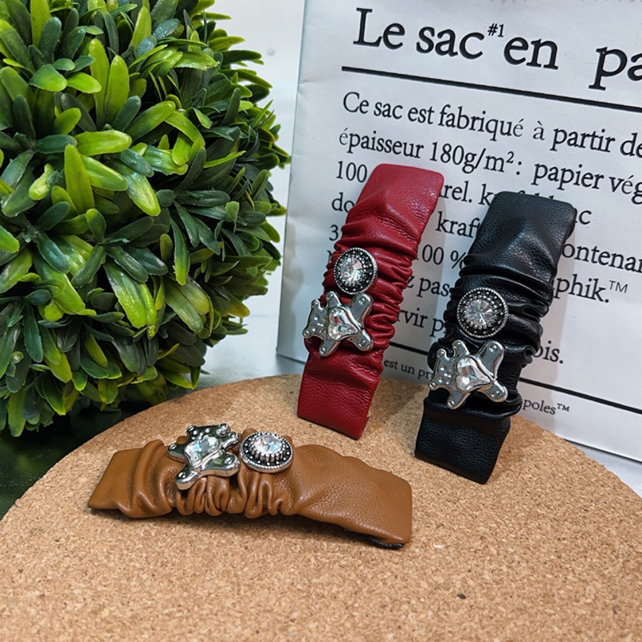 2024 Dongdaemun, South Korea, the same style pu leather hairpin at the back of the head, full diamond heart bear BB clip, pleated and broken clip