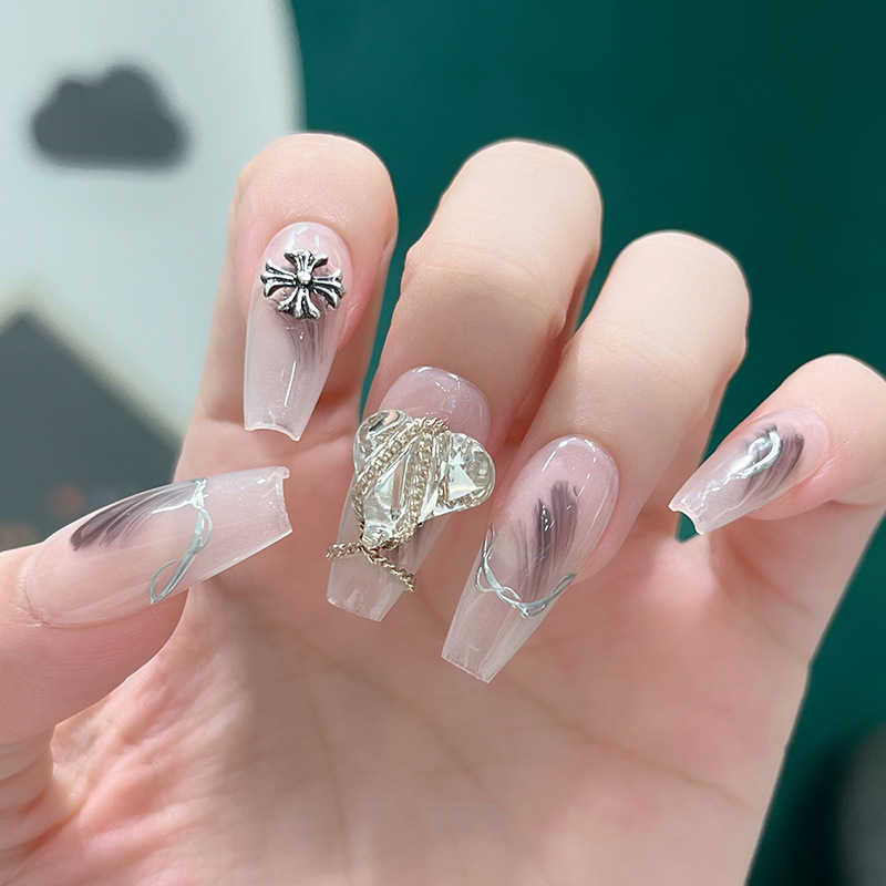 Medium Long Ice Transparent Bakro Heart Pure Hand-Worn Nail Can Salt Can Sweet Temperament Atmosphere Feeling Manicure Fake Nails