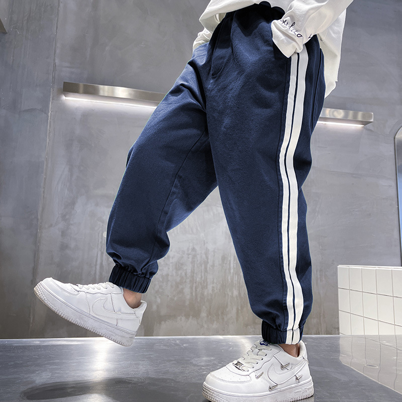 男童休闲裤子细节图