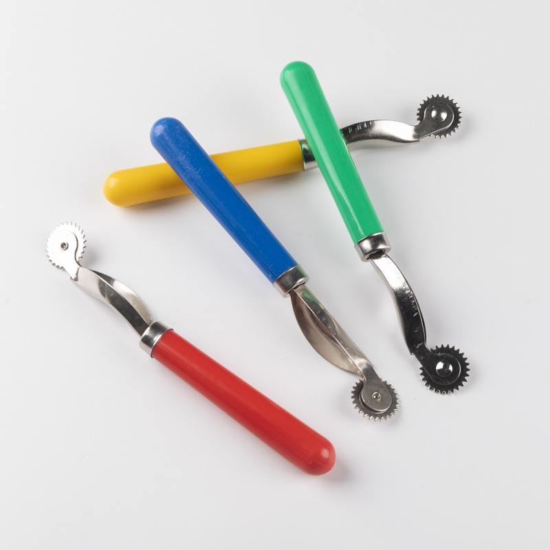 Plastic Handle Scribing Wheel All Steel Gear Scribing Wheel Crimping Wheel Scribing Wheel Spacing Wheel Scribing Wheel Bamboo Handle Scribing Wheel Application Scenario