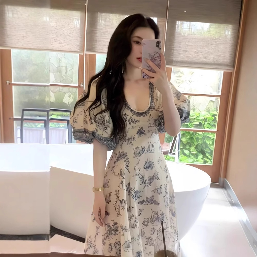 Tea break French floral dress for women 2025 Summer new style, niche design, high-end, retro style fishtail dress