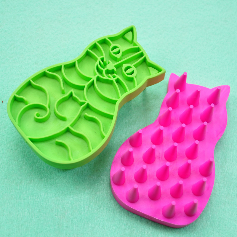 Pet combs, hair removal and cleaning brushes, beauty care, bathing and massagers, specially designed for cats and dogs