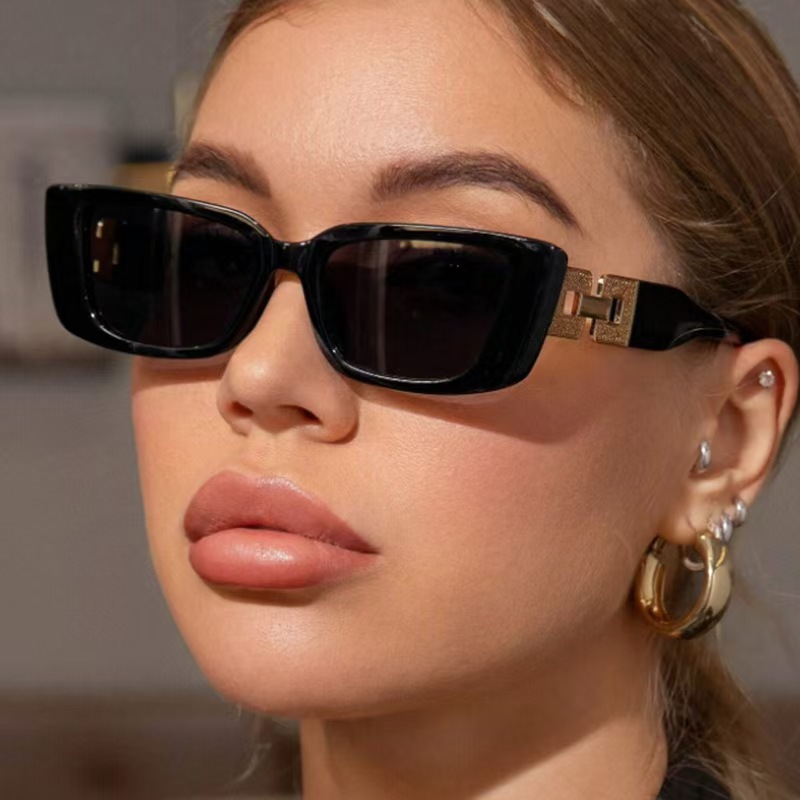 欧美复古猫眼小框墨镜女个性窄腿2025新款跨境时尚百搭猫眼太阳镜