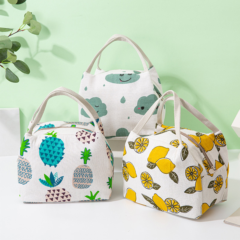 Factory direct supply lunch boxes, handbags, insulated lunch bags, student lunch boxes, handbags. Fashionable and simple for bringing meals to work Application Scenario