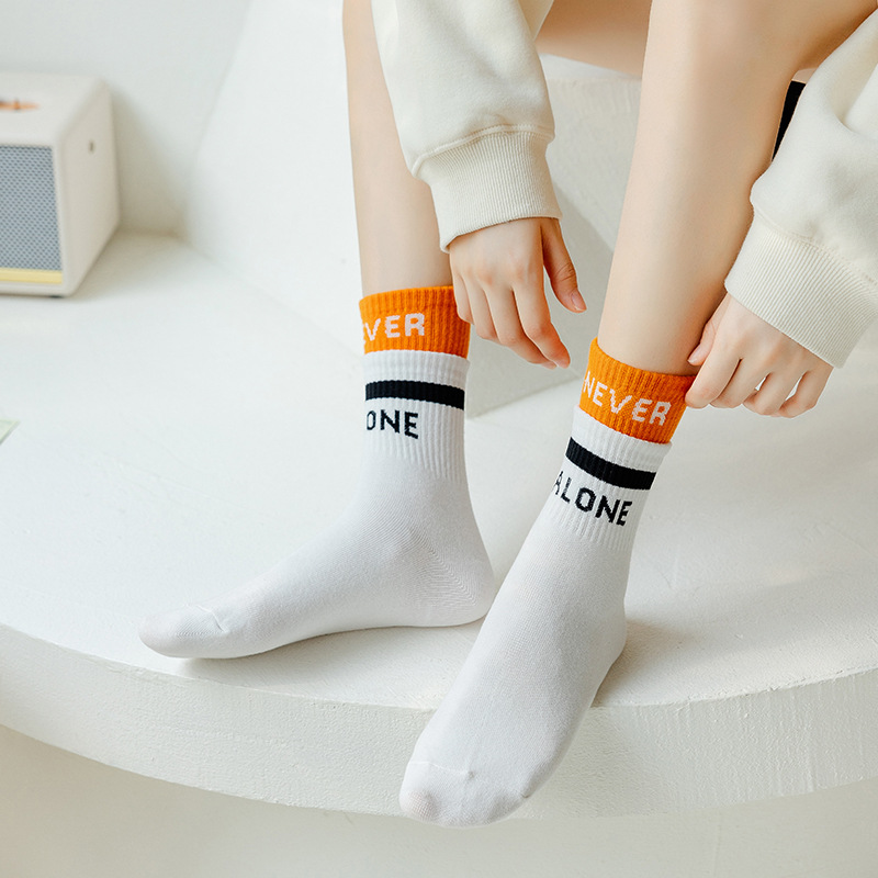 Spring And Summer Socks Double Ribbed Never Japanese Network Red Mid-Tube Socks Korean Version Of The Academy Style Ins Tide Socks Supply Application Scenario