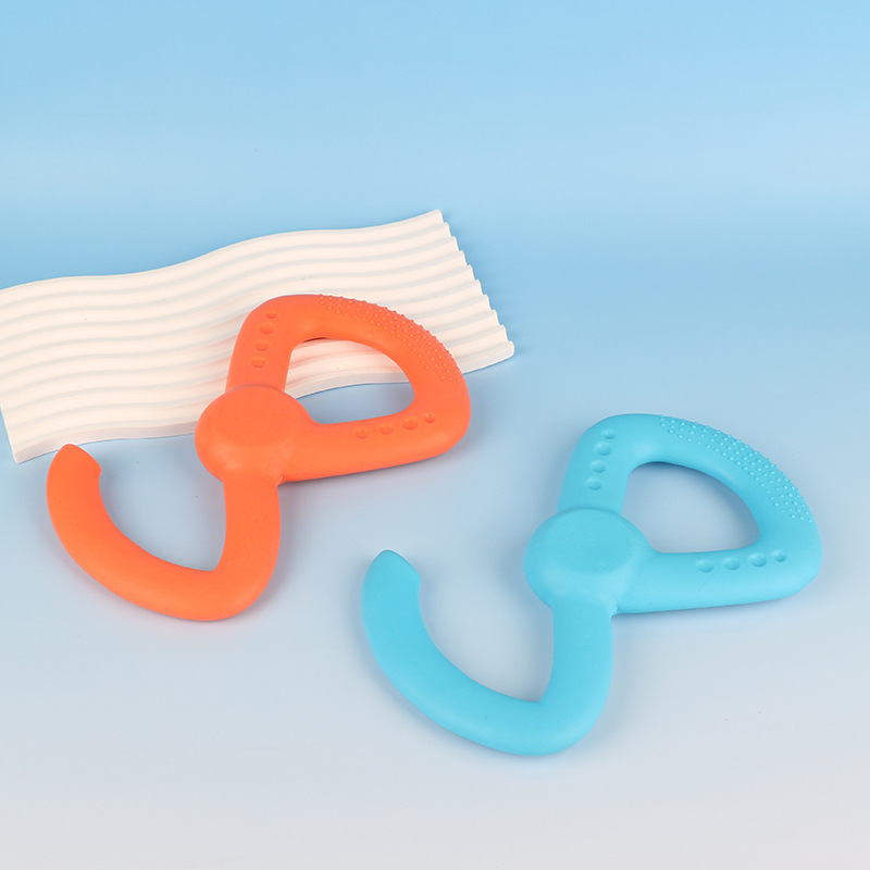 Wholesale of pet throwing interactive toys, dog training lapel rings, durable teething toys and pet supplies details Picture
