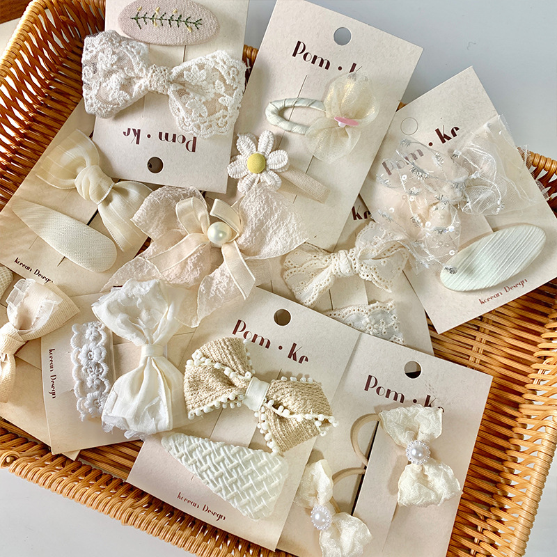 New French lace forest style children's bow hair clips, cream-colored fabric edge hair clips, Korean-style headwear rubber bands Application Scenario