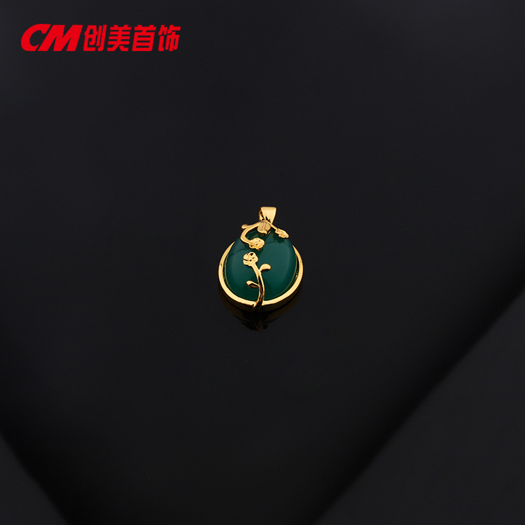 Chuangmei Jewelry 24k gold-plated lace artificial pendant French retro fashion trend zircon necklace for women Application Scenario