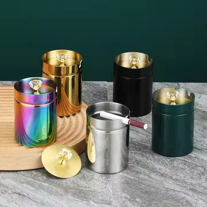 Factory Trend Car Sealed Ashtray Stainless Steel Car With Cover Closed Windproof Anti-Fall Internet Bar Hotel Ktv Application Scenario