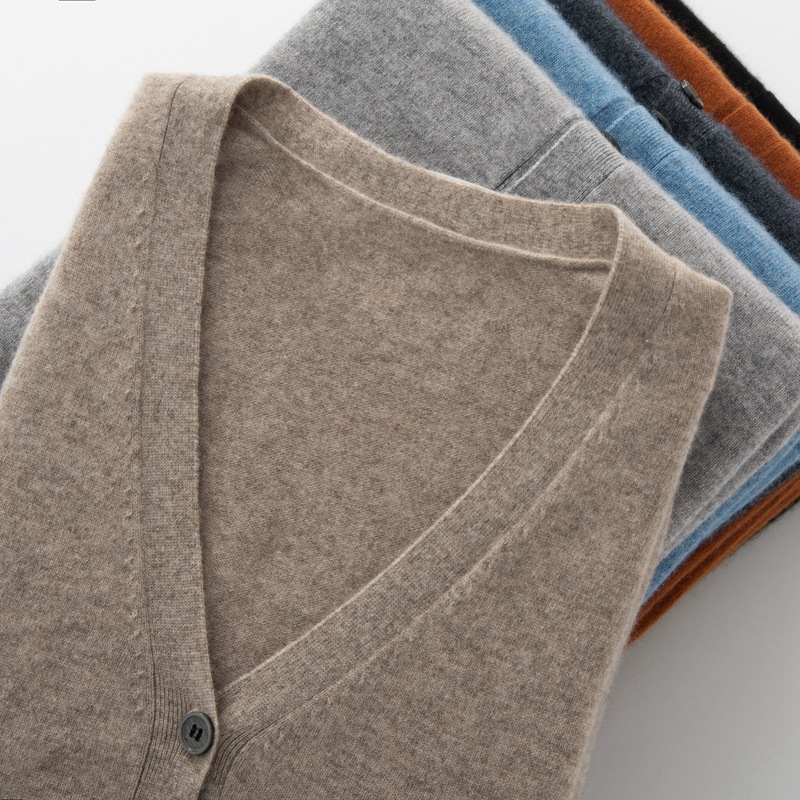 Autumn and winter pure wool knitted cardigan men's coat, V-neck loose business casual long-sleeved single-breasted cashmere sweater