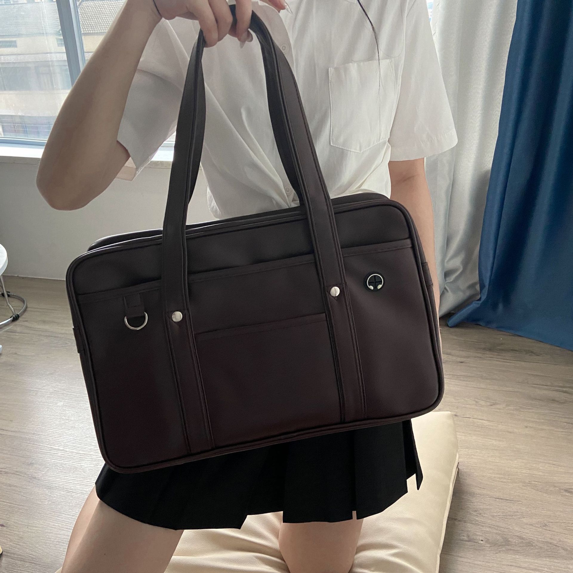 Japanese students' jk hand-held schoolbags, high school boys and girls' single-shoulder PU uniform bags, waterproof official documents, commuting backpacks Specification image