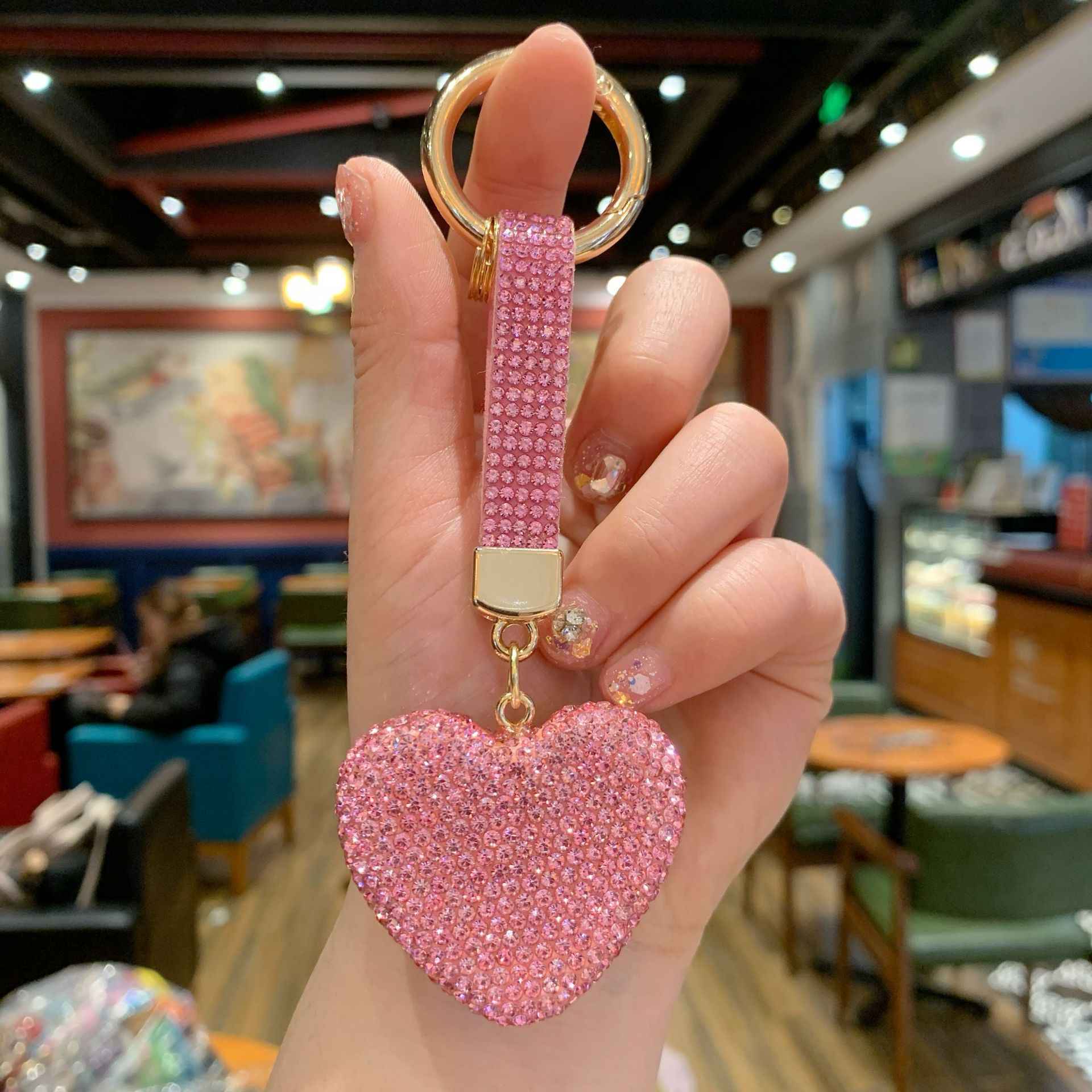跨境新款镶钻爱心钥匙扣水钻女生包包挂件汽车钥匙链挂饰厂家批发详情7